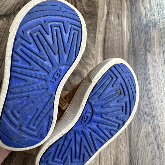 COPY - UGG Hamden II Chelsea boot-Toddler size 7 - Picture 8 of 9